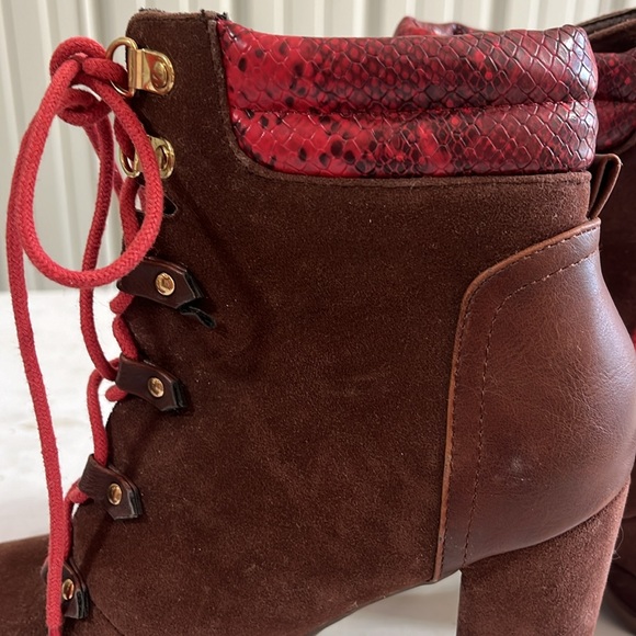 Shoe dazzle, size 8, brown and red - Picture 2 of 6
